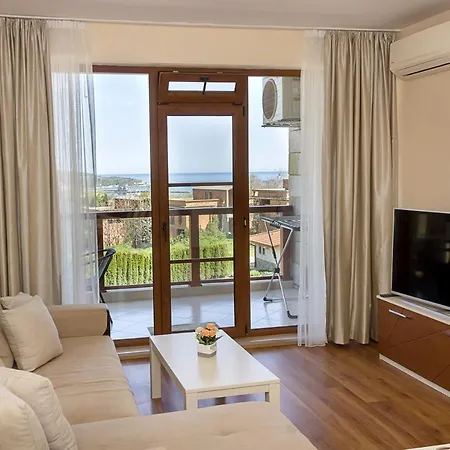 Stunning 2bd Flat With Sea Views & Pool By Flat Mаnager Balchik