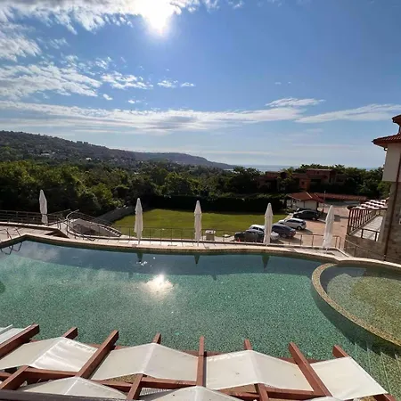 Apartment Stunning 2bd Flat With Sea Views & Pool By Flat Mаnager Balchik